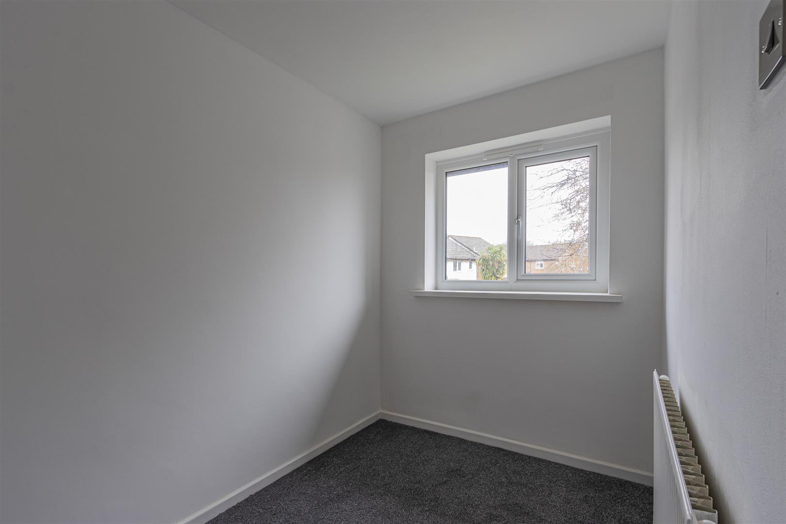 Woodlawn Way, Thornhill — photograph 9